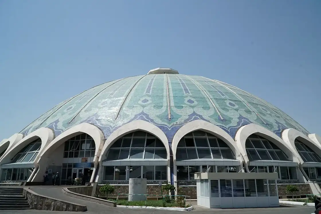 Begging fines raised in Uzbekistan: 3–5 BRV for asking for alms and 10–15 BRV for involving others