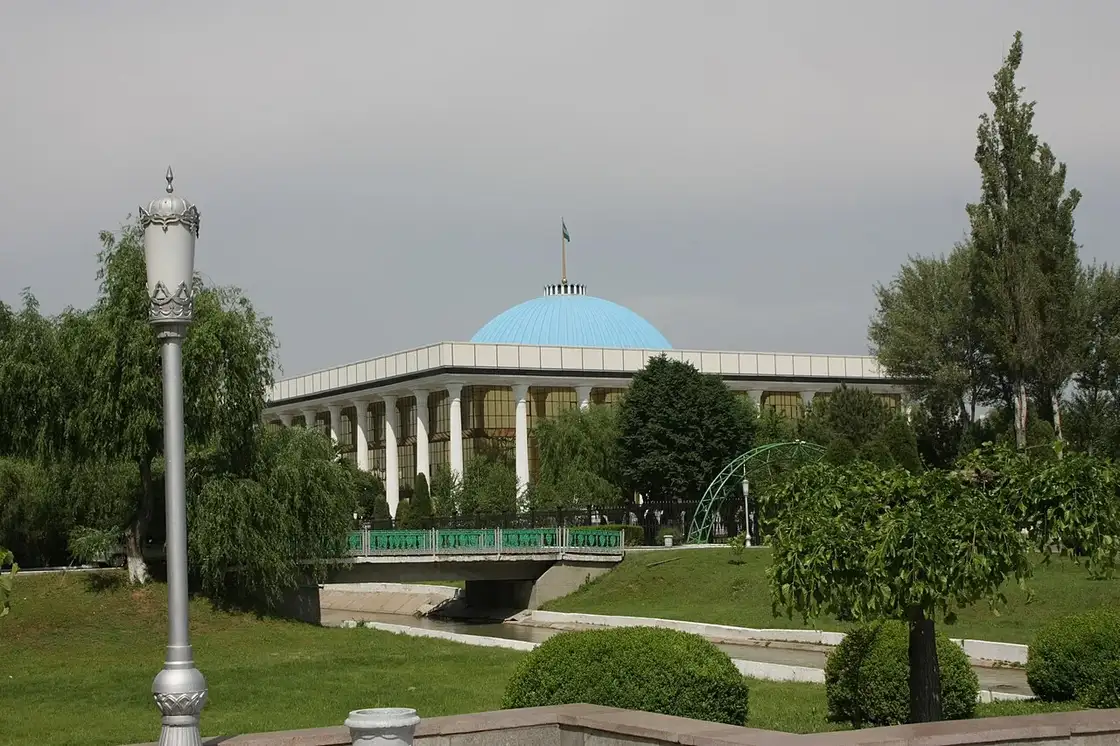 President signs law on updated 28-letter Uzbek alphabet: it takes effect six months after publication